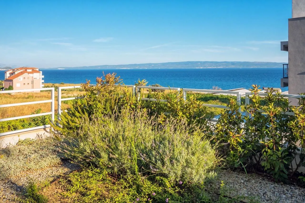 Sea View With Garden Apartment Joshua Split Kroatië