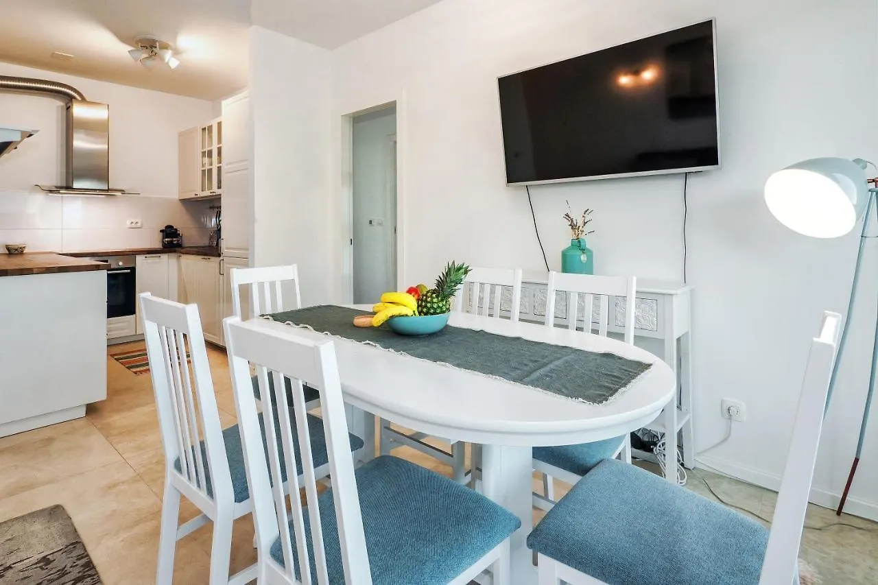Sea View With Garden Apartment Joshua Split